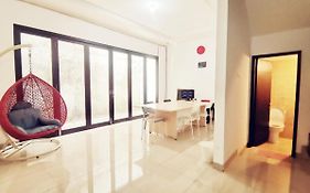 4-Bedroom Home in South Jakarta Nuansa Swadarma Residence by Le Ciel Hospitality